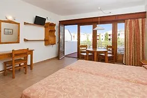 蒙泰兰豪帕萨酒店 *