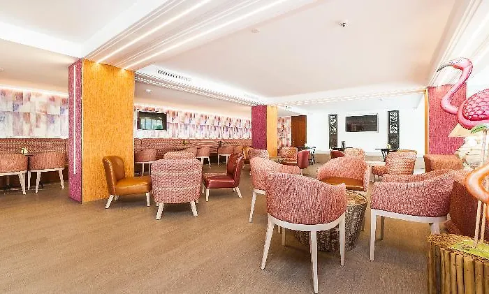 蒙泰兰豪帕萨酒店 * 波连萨港